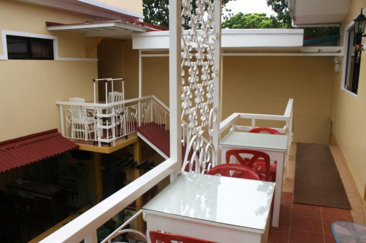 Oslob Malonzo Pension House Exterior photo